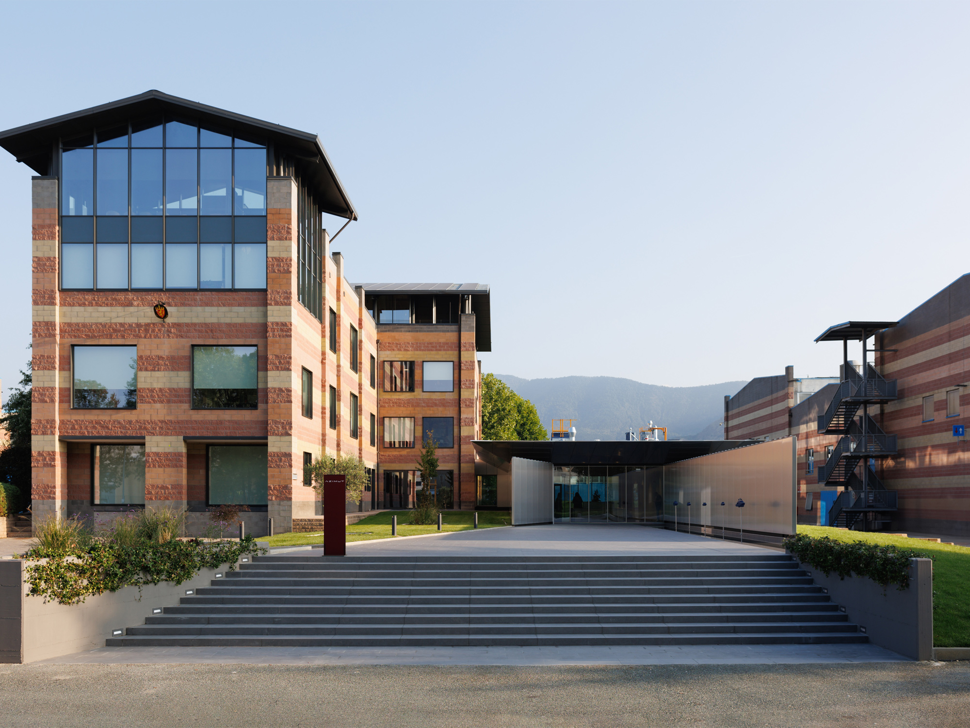 Settanta7_Projects_Azimut_01-01